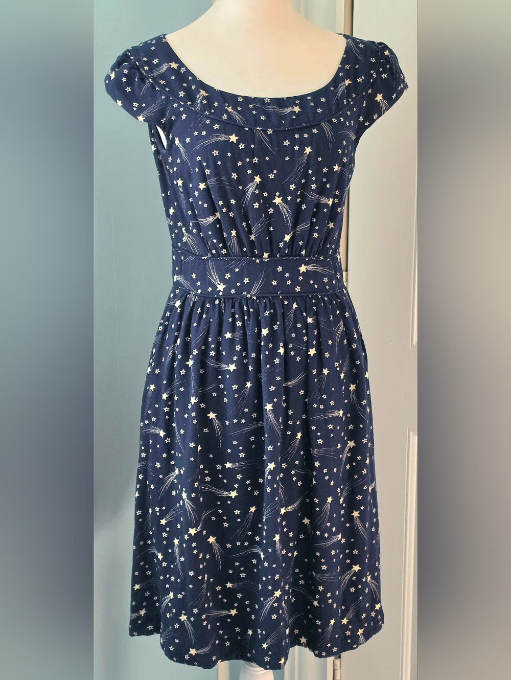 Emily And Fin Modcloth Fit & Flare Midi Dress Women's M Navy Cream Falling Stars
